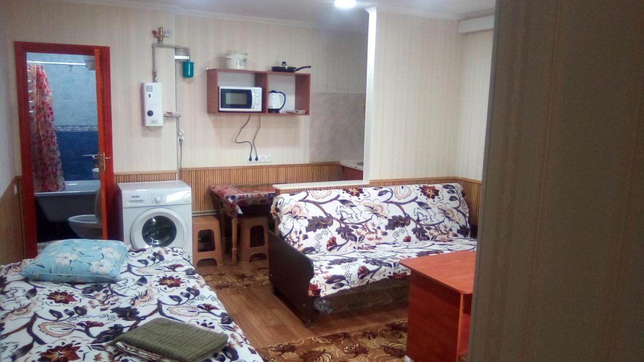 1-Я Слободская, 17А, Угол Проспекта Центрального, 3 Дивана, Wi-Fi, Отдельный Вход. Nikolayev Ngoại thất bức ảnh