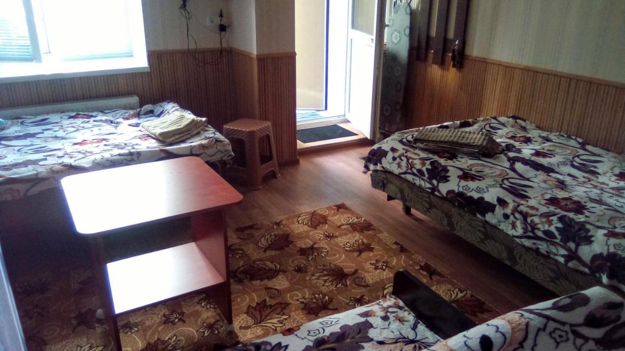 1-Я Слободская, 17А, Угол Проспекта Центрального, 3 Дивана, Wi-Fi, Отдельный Вход. Nikolayev Ngoại thất bức ảnh