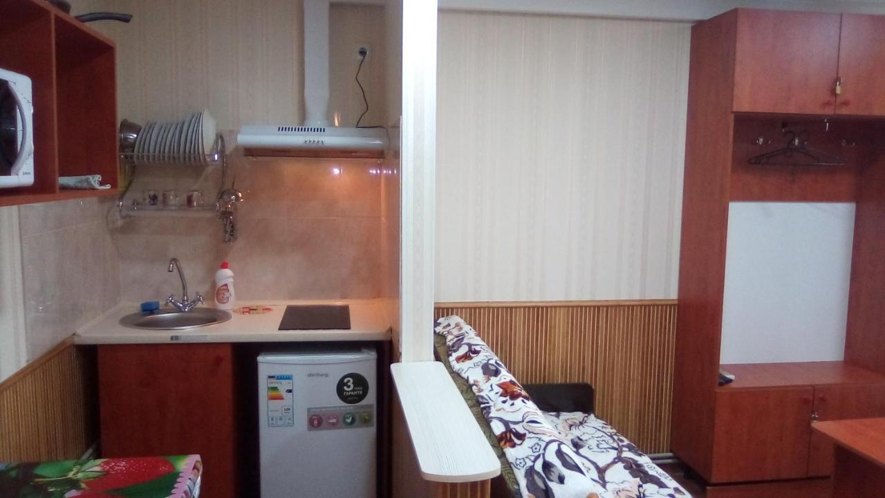 1-Я Слободская, 17А, Угол Проспекта Центрального, 3 Дивана, Wi-Fi, Отдельный Вход. Nikolayev Ngoại thất bức ảnh